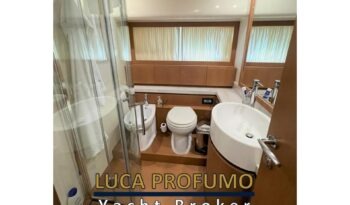 Ferretti 780