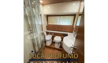 Ferretti 780