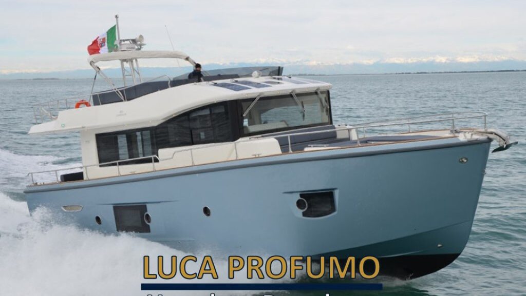 Cranchi T53 Eco Trawler test boat