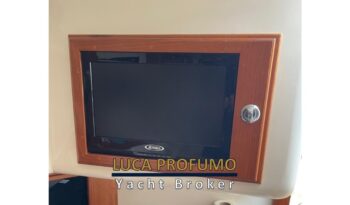 Carolina Classic 32 Express (15)