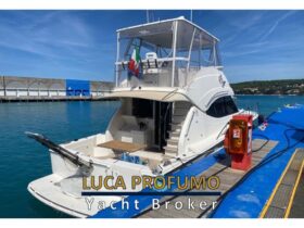 Riviera Marine Riviera FB 45 Flybridge